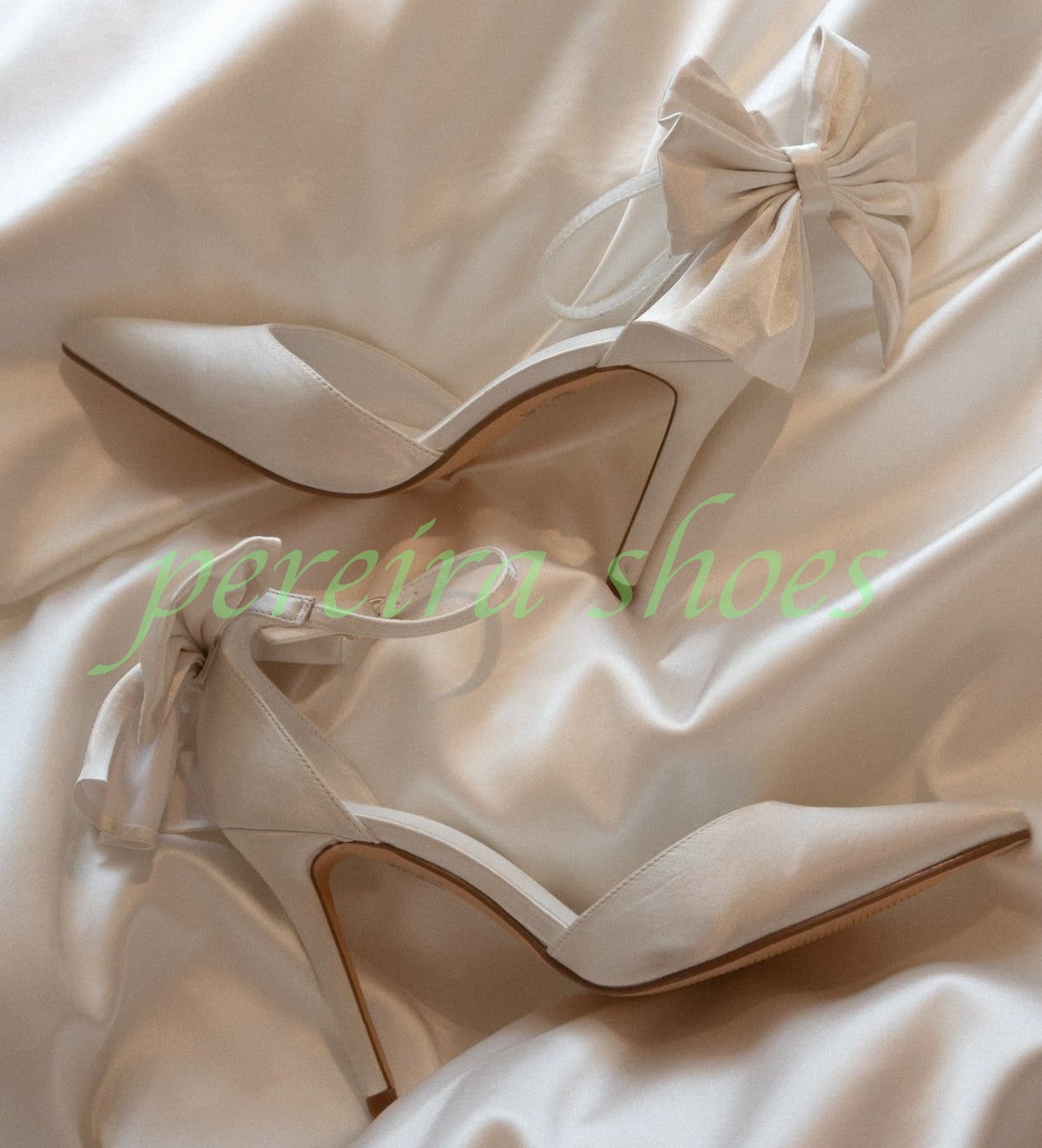Kadın Fildişi Saten Sivri Buru - Satin Bow Tie incelemesi ve fiyatı